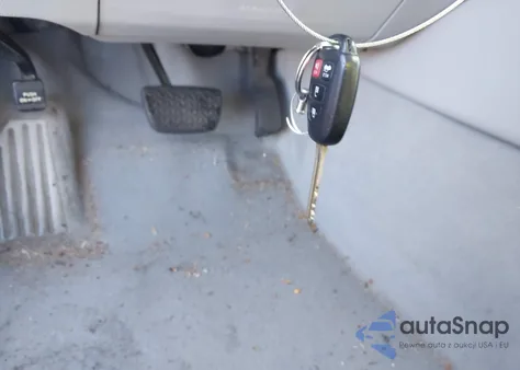 2015 Toyota Camry Le z USA, uszkodzony, nr VIN 4T1BF1FK2FU036596